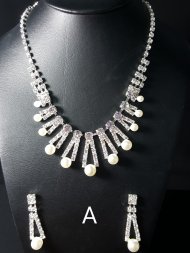 Diamonte Pearl Necklace Set NS9